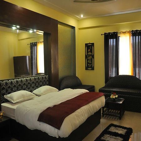 Hotel New Park Plaza Haridwār Exteriér fotografie