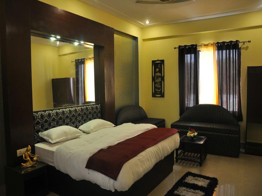 Hotel New Park Plaza Haridwār Exteriér fotografie